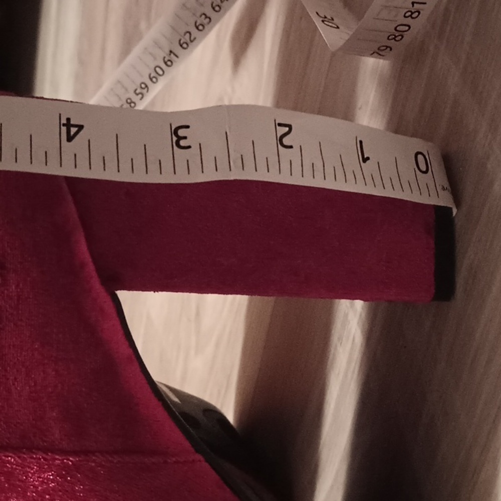 NWOT Bamboo Wine Crush Velvet Ankle Size 10 - Picture 5 of 6